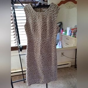 Calvin Klein Sleeveless Sheath Dress Tan/White Tiger Stripe Print Size 4